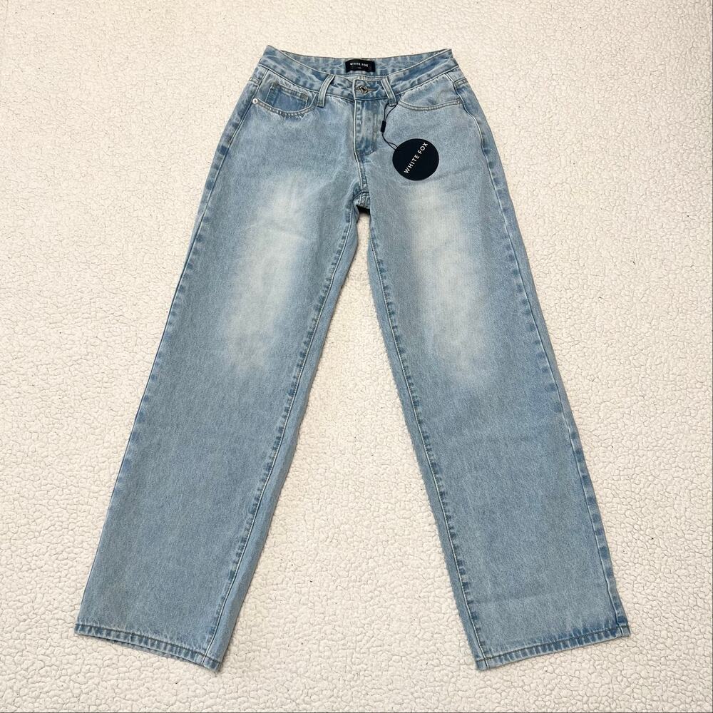 White Fox Boutique Bring The Style Jeans Light Blue Wash NWT